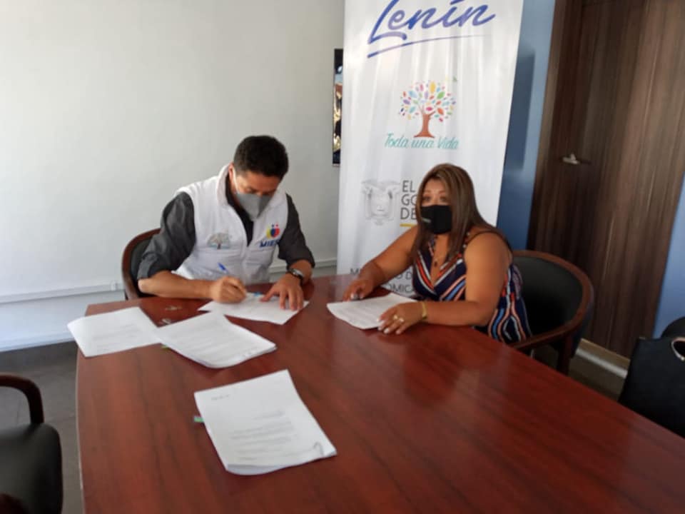 El GAD Parroquial El Quinche firma importantes convenios con el MIES